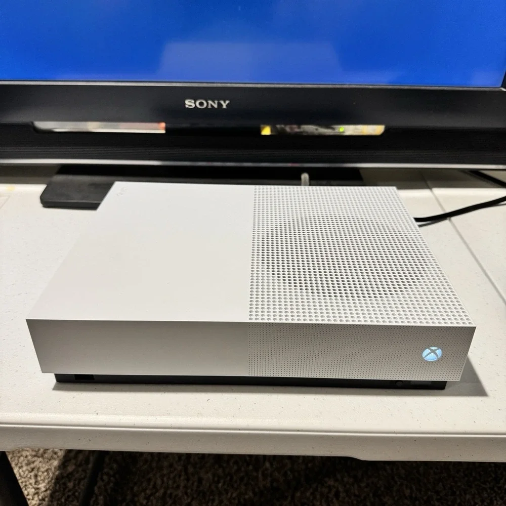 Microsoft Xbox One S All Digital Edition 1TB Console White  TESTED AND WORKING